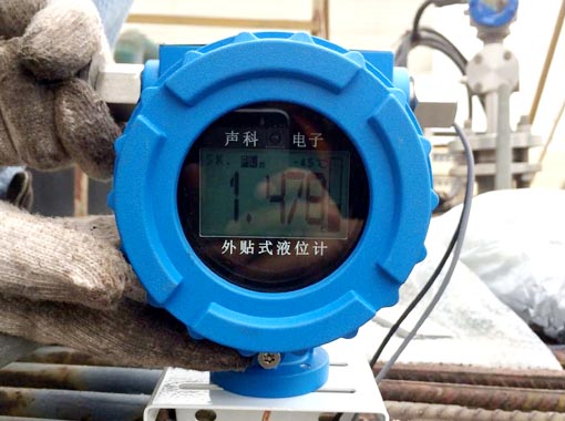 外貼式液位計,超聲波傳感器